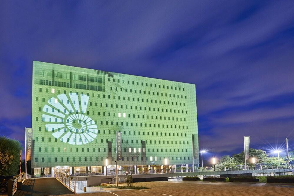 Radisson & Amsterdam South Hotel 4*