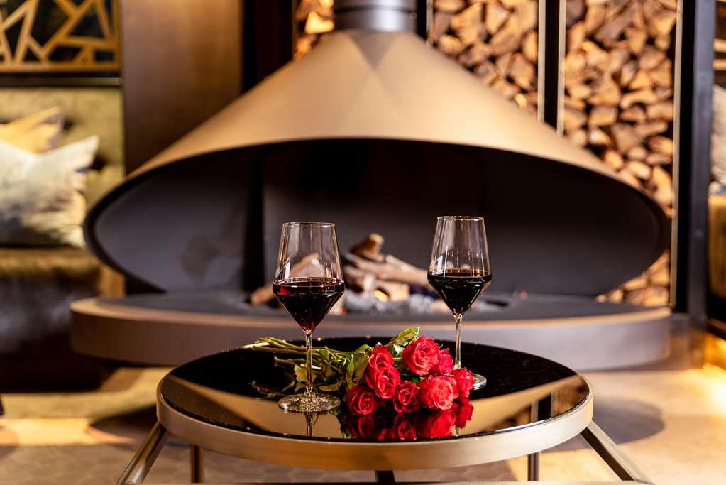 Radisson & Amsterdam South 4*