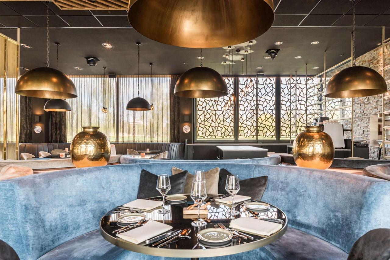 Radisson & Amsterdam South Hotel 4*