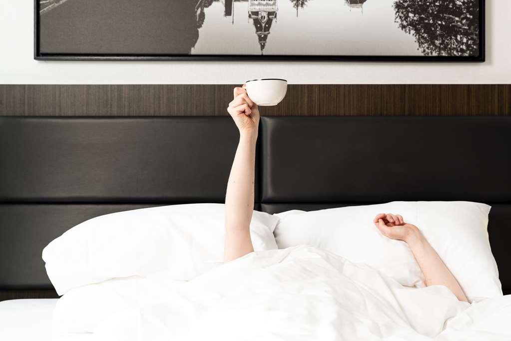 Radisson & Amsterdam South 4*