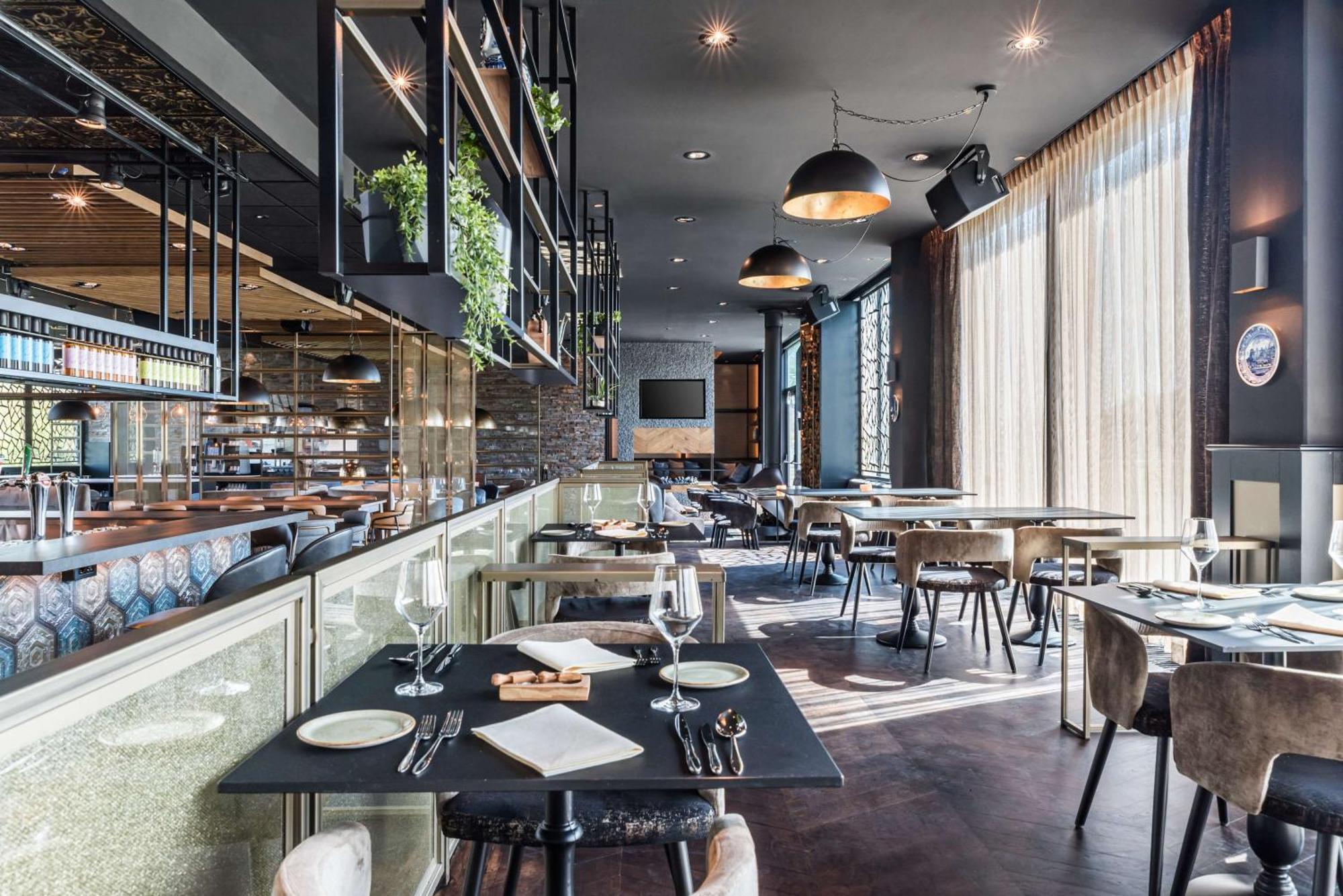 Radisson & Amsterdam South Hotel 4*